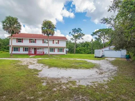 5675 Sunshine Avenue Okeechobee FL 34972