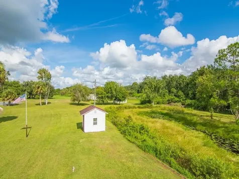 5675 Sunshine Avenue Okeechobee FL 34972