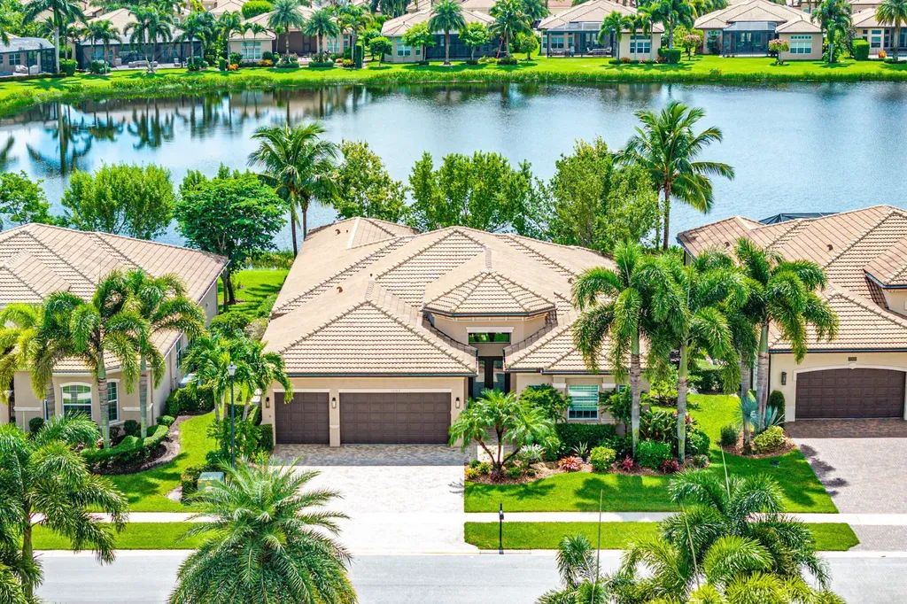 12162 Glacier Bay Drive Boynton Beach FL 33473