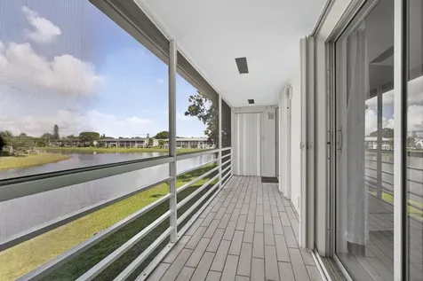114 Somerset F West Palm Beach FL 33417