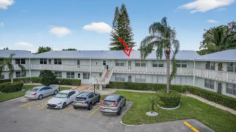 114 Somerset F West Palm Beach FL 33417