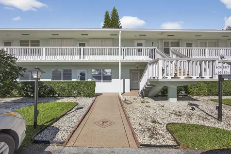 114 Somerset F West Palm Beach FL 33417