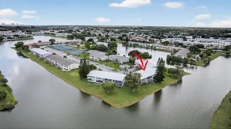 114 Somerset F West Palm Beach FL 33417