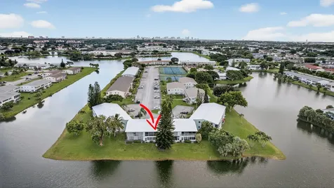 114 Somerset F West Palm Beach FL 33417