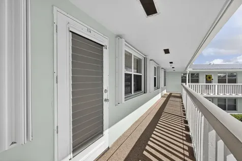 114 Somerset F West Palm Beach FL 33417