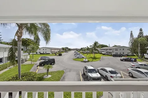 114 Somerset F West Palm Beach FL 33417