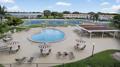 114 Somerset F West Palm Beach FL 33417