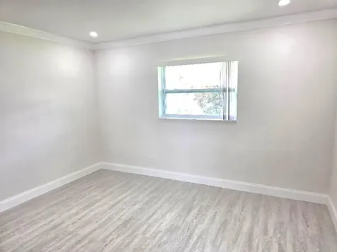 1008 Siesta Avenue Boynton Beach FL 33426