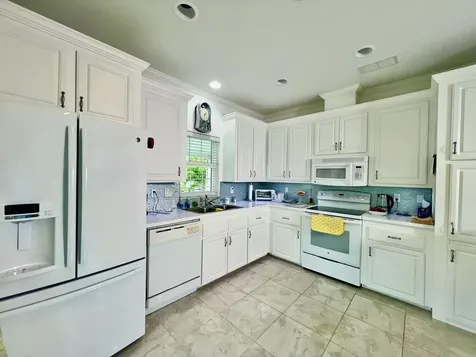 413 Hibiscus Drive Deerfield Beach FL 33442
