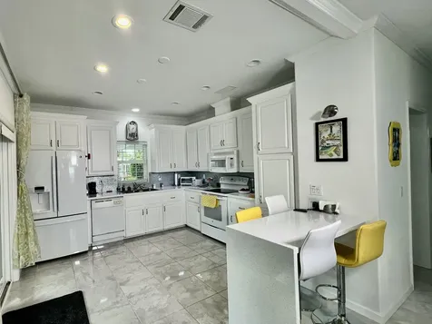 413 Hibiscus Drive Deerfield Beach FL 33442