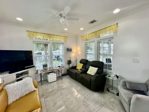 413 Hibiscus Drive Deerfield Beach FL 33442