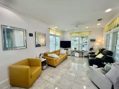 413 Hibiscus Drive Deerfield Beach FL 33442