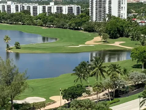 20185 E Country Club Drive Aventura FL 33180