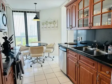20185 E Country Club Drive Aventura FL 33180