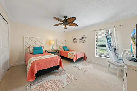 16 Thurston Drive Palm Beach Gardens FL 33418