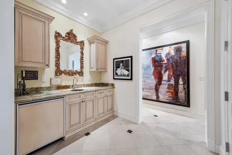 242 Wells Road Palm Beach FL 33480