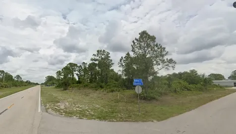 627 Columbus Boulevard Lehigh Acres FL 33974