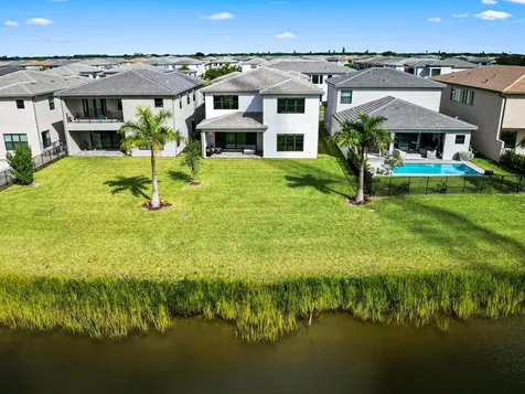 8258 Essex Country Club Drive Boca Raton FL 33434