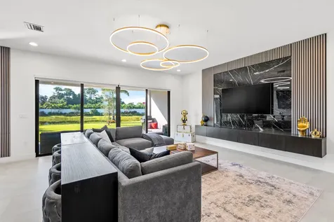 8258 Essex Country Club Drive Boca Raton FL 33434