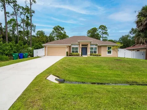 734 Doctor Avenue Sebastian FL 32958