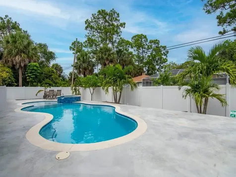 734 Doctor Avenue Sebastian FL 32958