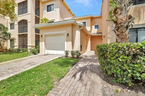 2807 Veronia Drive Palm Beach Gardens FL 33410