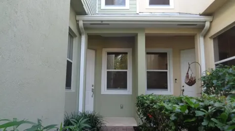 1825 Bridgepointe Circle Vero Beach FL 32967