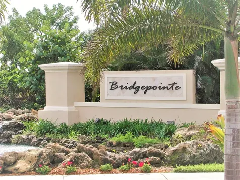 1825 Bridgepointe Circle Vero Beach FL 32967