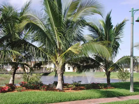 1825 Bridgepointe Circle Vero Beach FL 32967