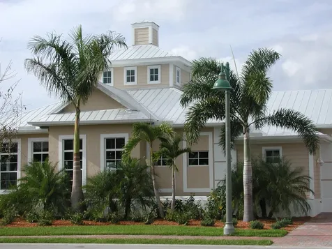 1825 Bridgepointe Circle Vero Beach FL 32967