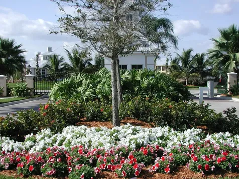 1825 Bridgepointe Circle Vero Beach FL 32967