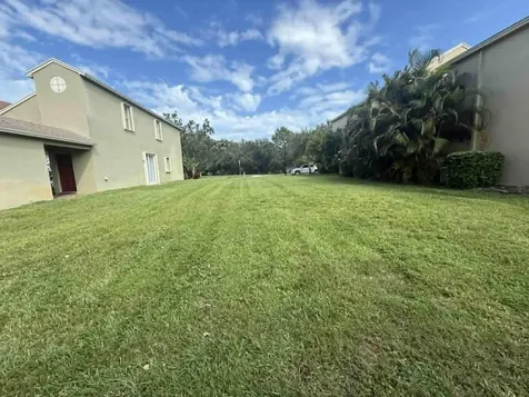 2527 SE Ruskin Drive Port Saint Lucie FL 34952
