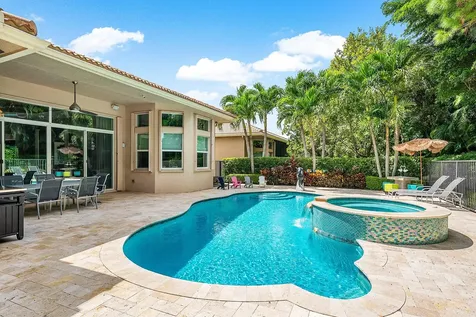 10612 Whitewind Circle Boynton Beach FL 33473