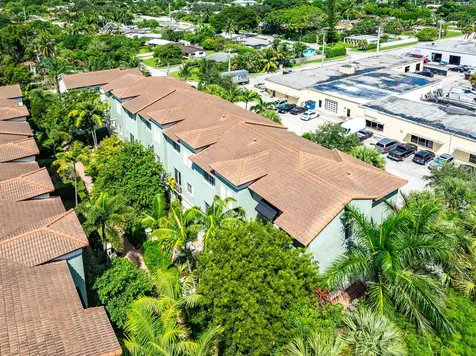 34 NW 7th Street Boca Raton FL 33432