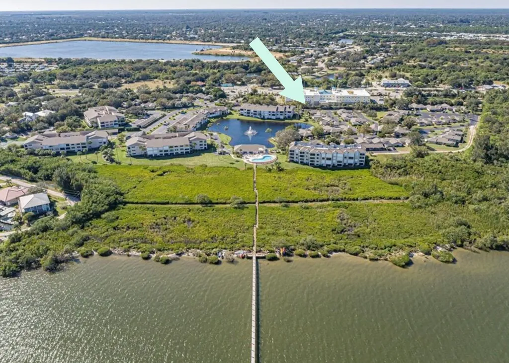 6235 Mirror Lake Manor Sebastian FL 32958