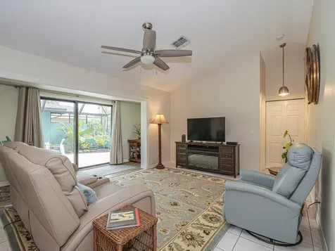 6235 Mirror Lake Manor Sebastian FL 32958