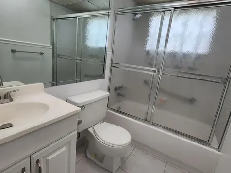 632 Brittany N Delray Beach FL 33446