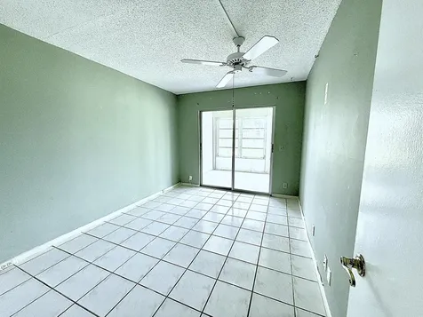 2002 Ellsemere A Deerfield Beach FL 33442