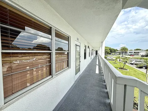 2002 Ellsemere A Deerfield Beach FL 33442