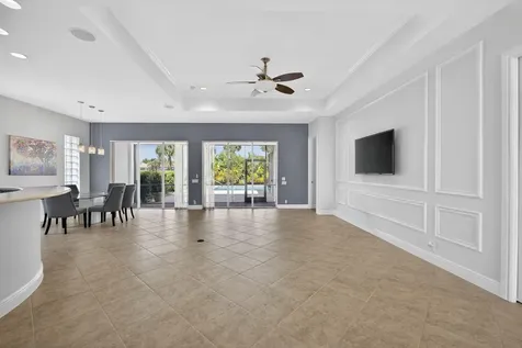 10585 La Strada West Palm Beach FL 33412