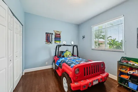 553 Gazetta Way West Palm Beach FL 33413