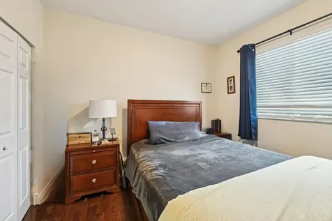 553 Gazetta Way West Palm Beach FL 33413