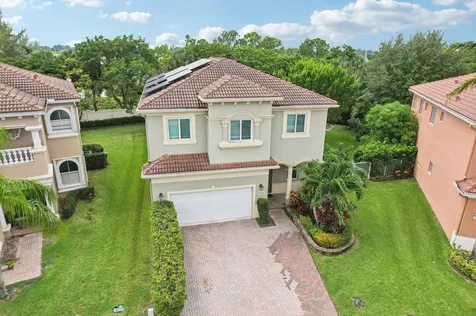 553 Gazetta Way West Palm Beach FL 33413