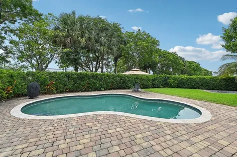 553 Gazetta Way West Palm Beach FL 33413
