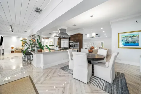 7425 Ne Bay Cove Court Boca Raton FL 33487