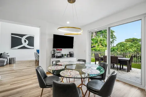 5338 Nw 26th Circle Boca Raton FL 33496