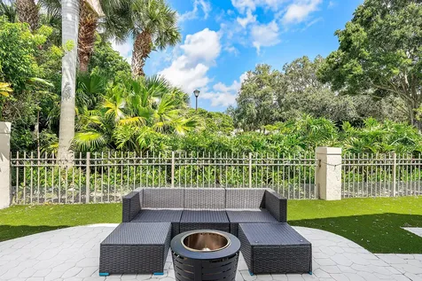 5338 Nw 26th Circle Boca Raton FL 33496