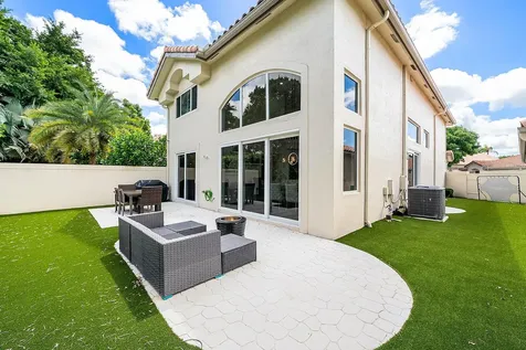 5338 Nw 26th Circle Boca Raton FL 33496