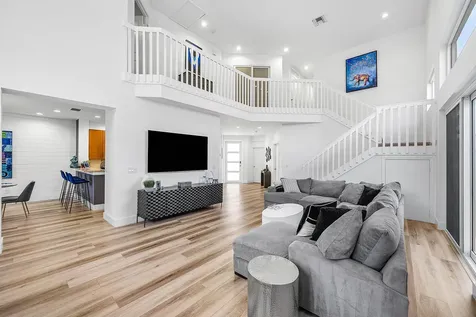 5338 Nw 26th Circle Boca Raton FL 33496