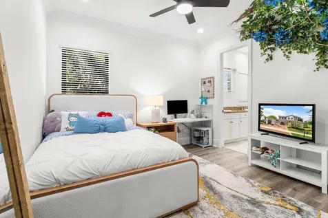 9910 Bay Leaf Court Parkland FL 33076